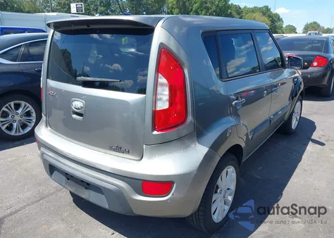 2013 Kia Soul z USA, uszkodzony, nr VIN KNDJT2A54D7595935